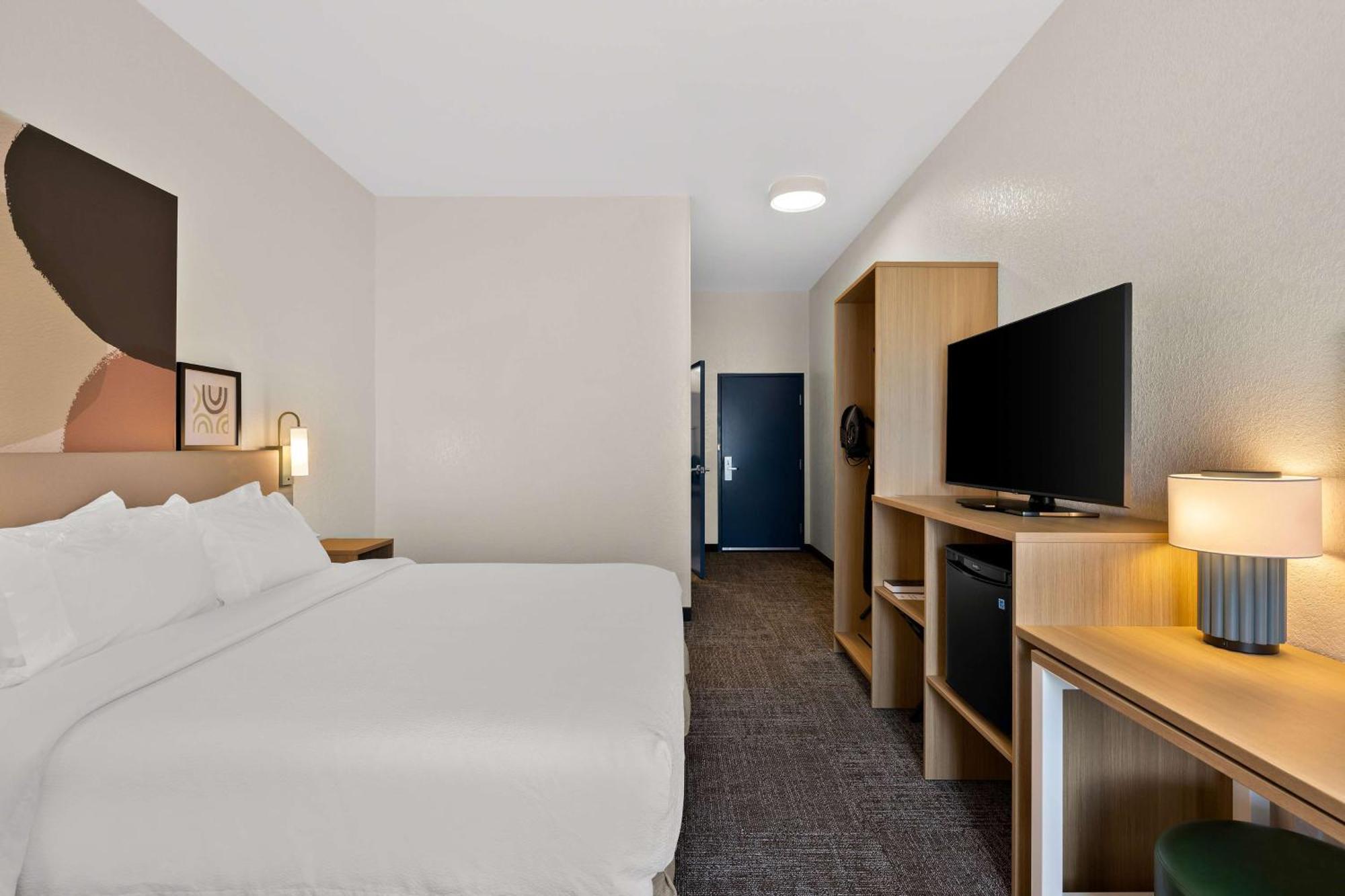 Hotel Spark By Hilton 2*