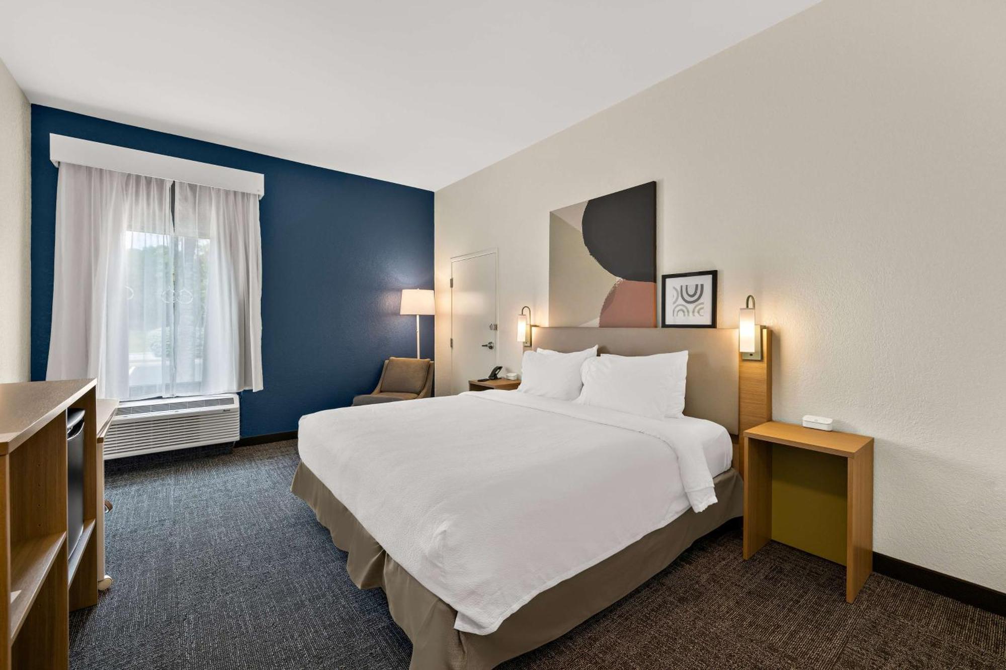Spark By Hilton 2*