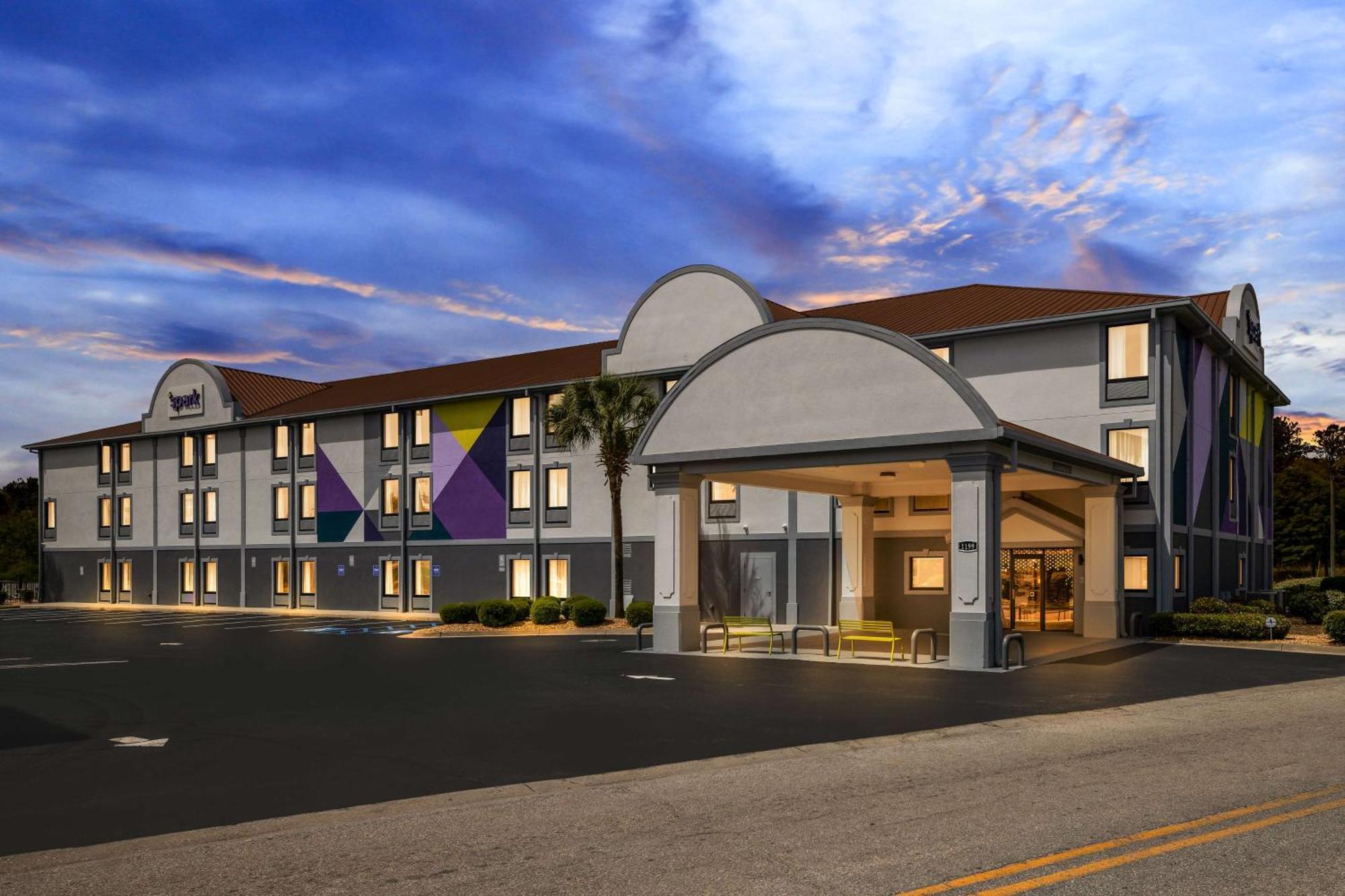 Spark By Hilton 2* Tifton