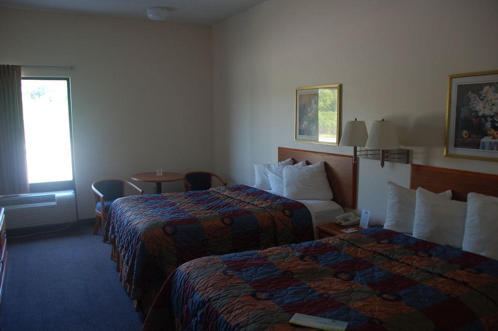 Spark By Hilton 2*