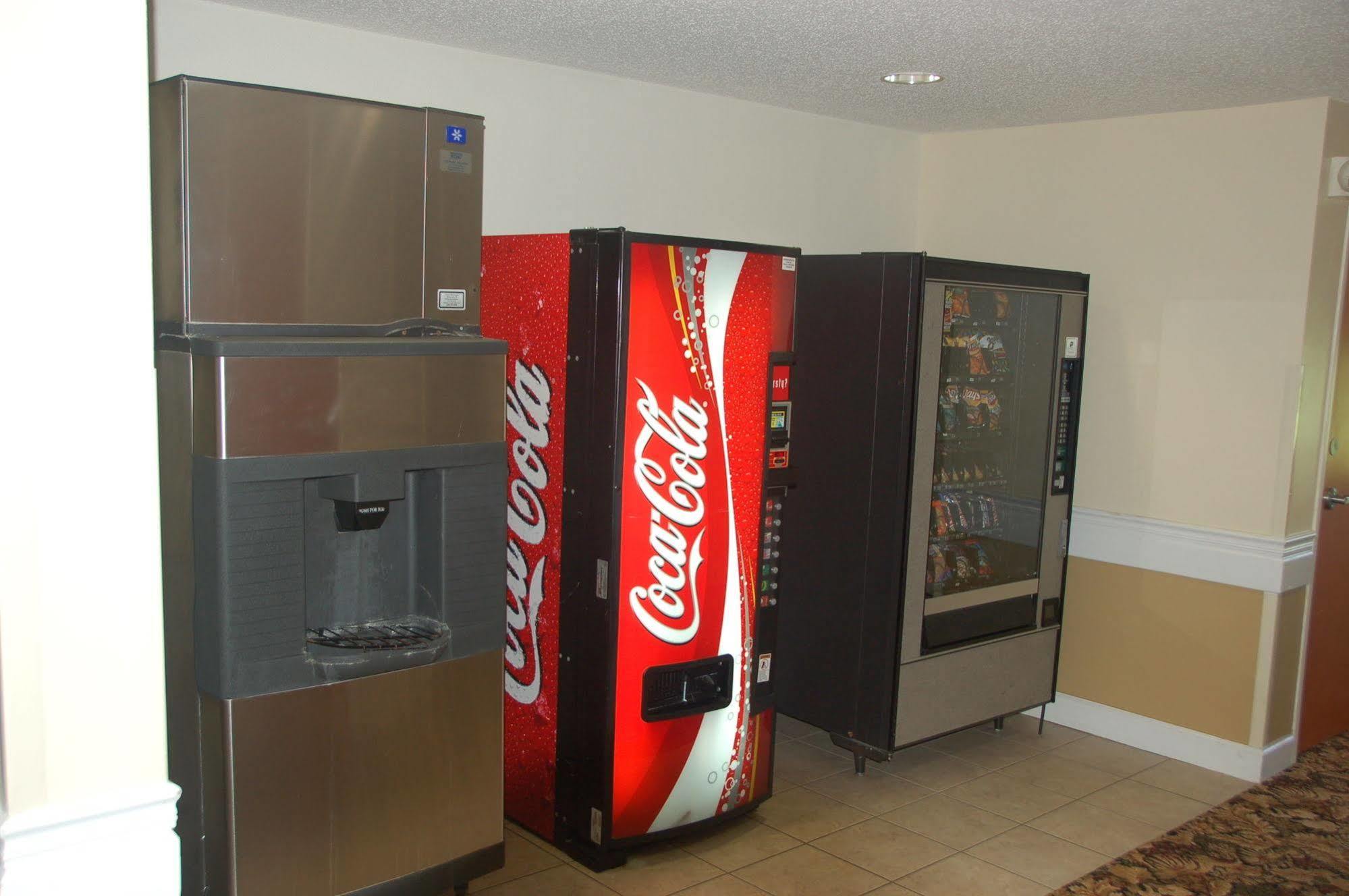 Spark By Hilton Tifton